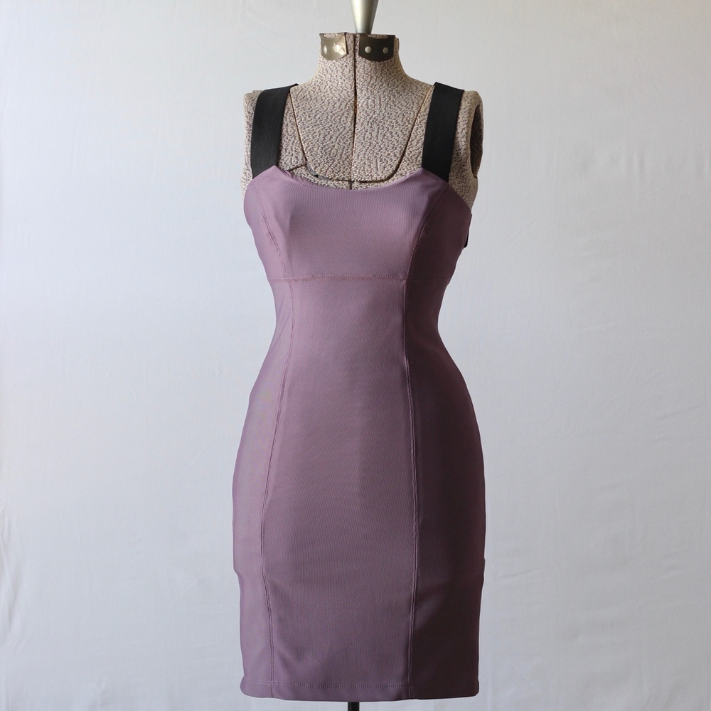 ✨HP✨Guess Bodycon Dress